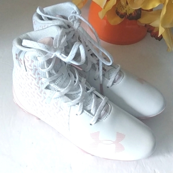 UNDER ARMOUR WOMENS ROSE GOLD WHITE HIGHLIGHT MC LACROSSE CLEATS SIZE 5.5 NWOT - Picture 8 of 15